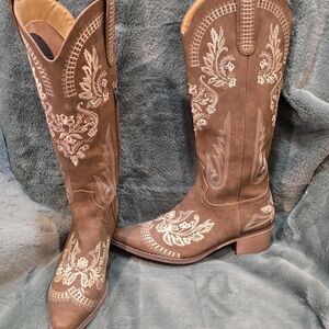 Amazon Brown Embroidered Heeled Boots